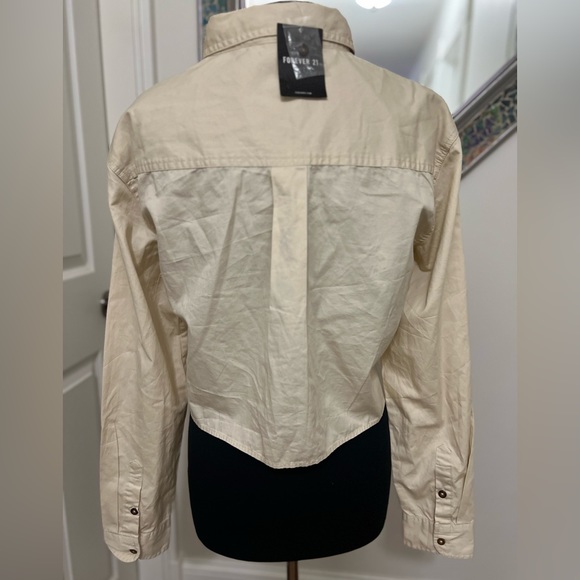 NWT Forever 21 Woven Button Down Shirt Natural - Picture 5 of 14